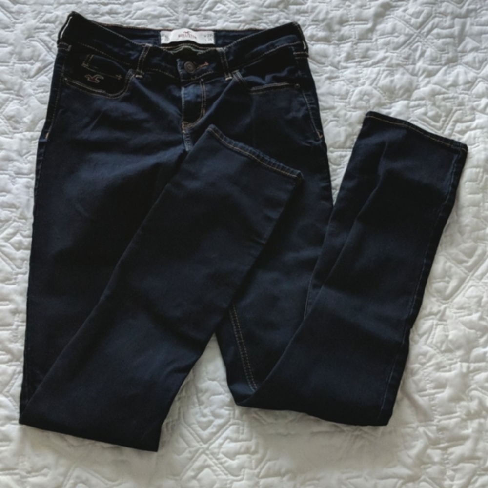 Dark wash Hollister jeans